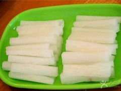 -泡山椒干锅肥肠鸡