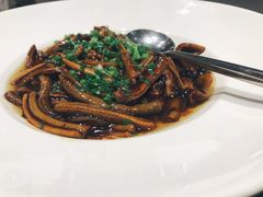 酱爆鳝丝-望乡楼上海菜(日月光店)