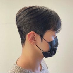 -变画·发型STUDIO