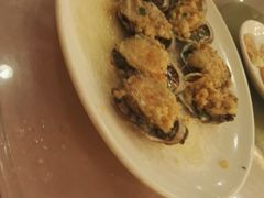 蒜茸蒸鲍鱼-满福隆酒楼(万绿园店)