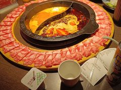 -九牧鱻·渝老鬼重庆火锅(人民路店)