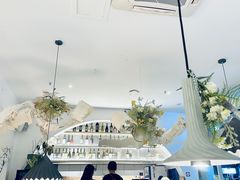 -春树下·树屋花房西餐厅(罍街AS1980店)