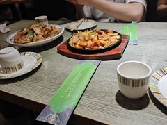 -巴依兄弟西域美食(机场店)