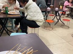 大堂-郭记小街麻辣烫(南小街总店)