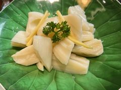 -湖畔鲁菜·二十年老字号餐厅(大明湖店)