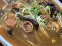 小鸡炖蘑菇-李老哈·东北菜(宋园路店)