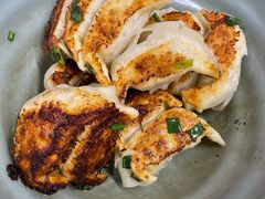 鲜肉煎饺-无名氏宵夜小摊(祝家三姐妹馄饨店)