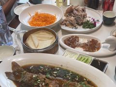 -梅利汴京烤鸭•开封豫菜地标店(东大街店)