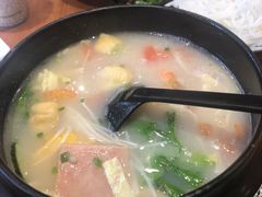 -老妈米线(港龙店)