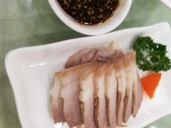 -楼外楼·停车场