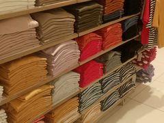 -优衣库(石家庄裕华万达广场店)