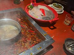 -二荆条·蜀鲜汇城市森林火锅