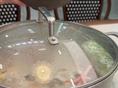 -喃喃椰·糟粕醋·椰子鸡火锅(七堡花园店)