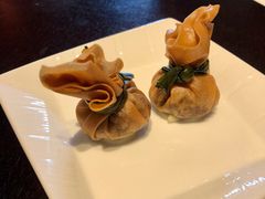 炸云吞-杭州西子湖四季酒店·金沙厅