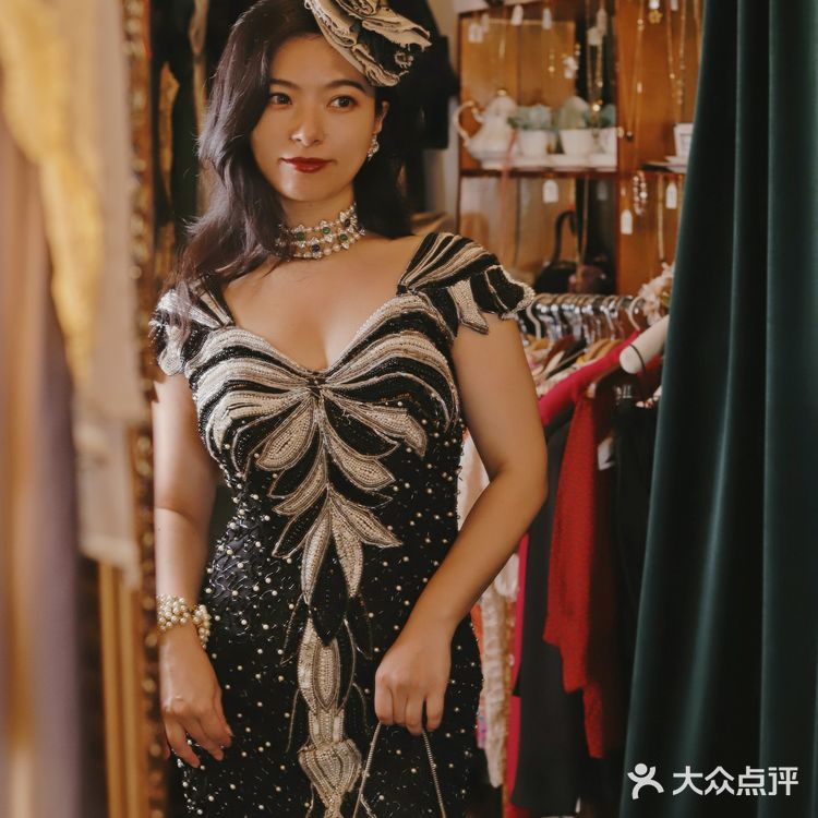 ‼️秒变盖茨比女孩！100年前的古董裙真香~