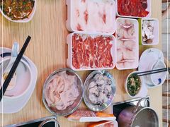 -杨老板·海鲜集市火锅·鲜切牛肉(中防万宝店)