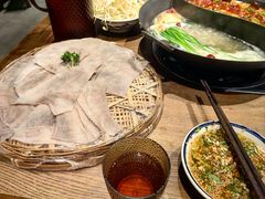 -袁山山重庆火锅(丈八北路店)