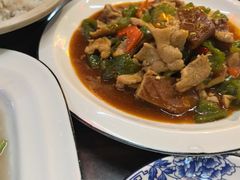 -缘来聚·徽菜名店(黄山宏村店)