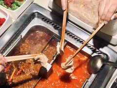 -海底捞火锅鲜切牛肉主题店(长寿路店)