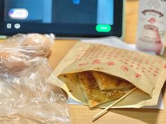 酱香饼-上海健康医学院北苑食堂