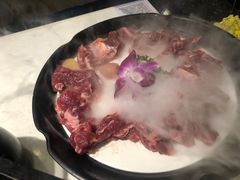 -三不牛腩(宾虹路店)