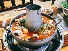 酸菜鱼火锅-唠叨坊私房菜(五一街店)