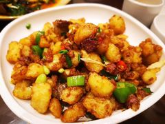 -万重锦·人文川菜馆(骡马市店)