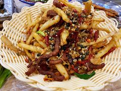 -江城燕子大排档(江汉路步行街店)