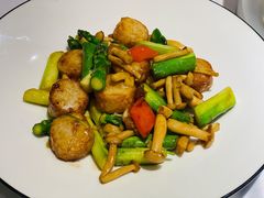 烧汁白玉菇炒带子-尚一汤 广东炖汤(金桥国际店)