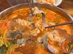 -亮欢寨酸汤鱼(沙冲路店)