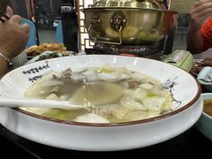 -撒拉人家.酸菜牦牛肉火锅