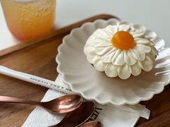 -VERIE BAKEHOUSE