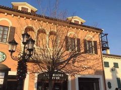 -佛罗伦萨小镇广佛名品奥特莱斯(疏港路店)