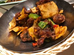 香辣干锅牛蛙-避风塘(金山万达店)