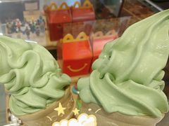 -麦当劳(展览路店)