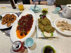 -巧克力渔家.小船海鲜胶东菜(万平口店)