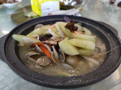 -天桥饭店·特色海鲜(金山嘴渔村店)