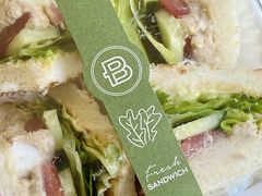 金枪鱼鸡蛋三明治-巴黎贝甜(五道口店)