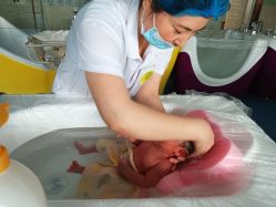 -菁幼月子会所(儿童医院店)