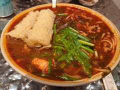 -粉八·云南米线·建水烧烤(常熟路店)