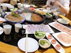 川中美蛙锅-川中故事·成都老火锅(东书房店)