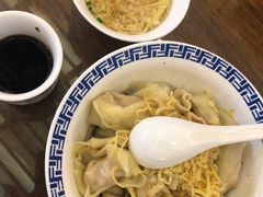 -笑来喜馄饨小笼工坊店(湖滨街店)