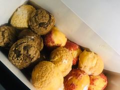 脆皮泡芙-酥侯糕点(广东路店)