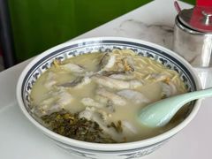 -明呈黄鱼面馆(斜土路店)