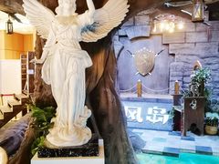 -暴风岛沉浸式体验馆(百联世纪店)