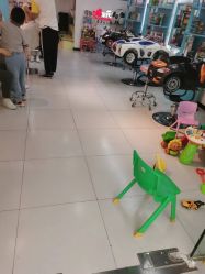 -爆米花儿童美发乐园(市府恒隆广场店)