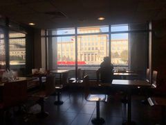 大堂-麦当劳(军博店)