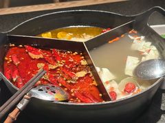 -三出山火锅(南京万象天地店)