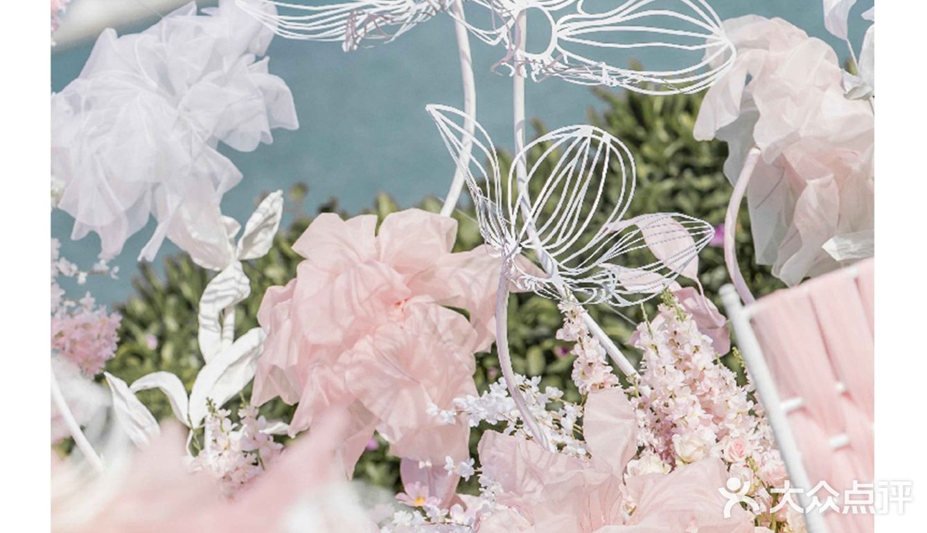 海边草坪粉色系主题婚礼|深圳婚礼策划