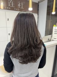 -镁连社·美联社